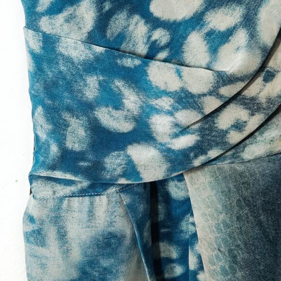 AllSaints Women’s Dress Silk Midi Shift Size 6 Wearable Art - Picture 8 of 9